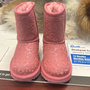 Ugg Pink Leopard Toddler Size 11 Boots